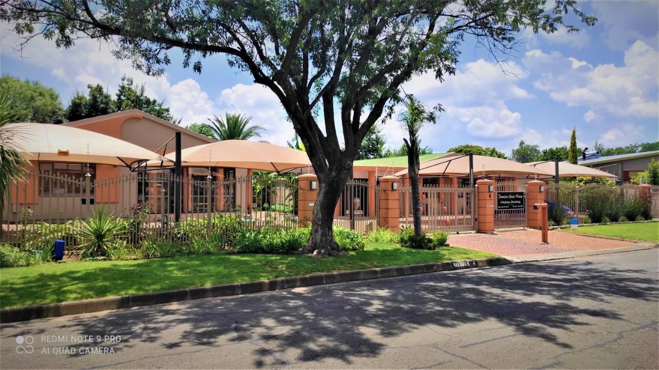 Premiere Guesthouse Bloemfontein Extérieur photo