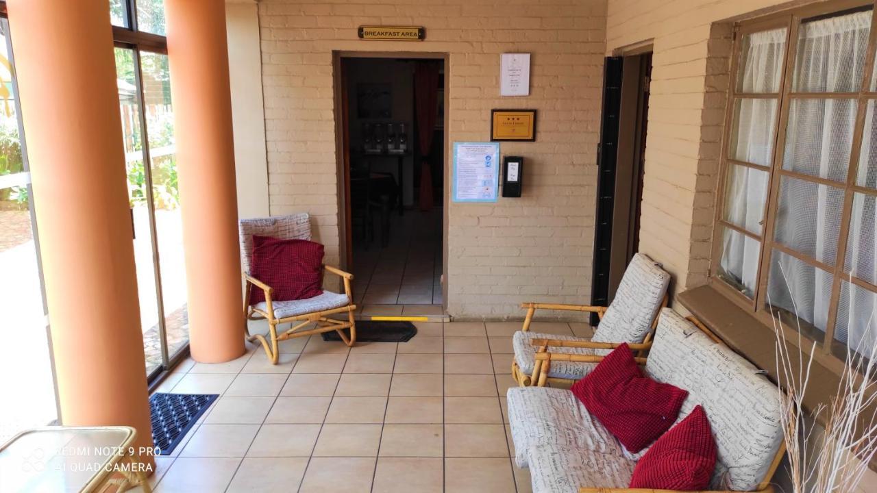 Premiere Guesthouse Bloemfontein Extérieur photo